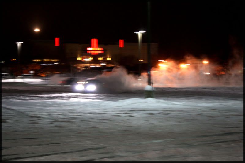 http://i219.photobucket.com/albums/cc107/PontiacGTA0316/Snow%20Drift%202011/A4Quattro2small.jpg