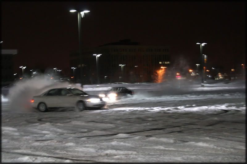 http://i219.photobucket.com/albums/cc107/PontiacGTA0316/Snow%20Drift%202011/QuattroBattlesmall.jpg