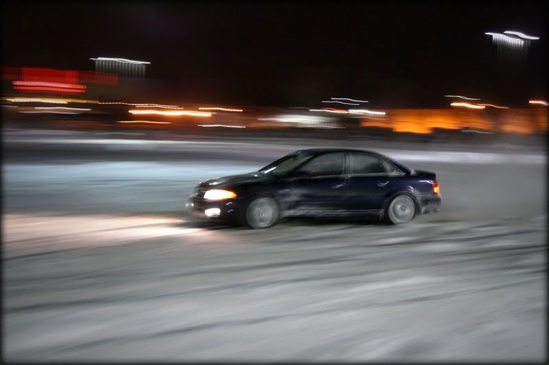 http://i219.photobucket.com/albums/cc107/PontiacGTA0316/Snow%20Drift%202011/S4Quattro3small.jpg