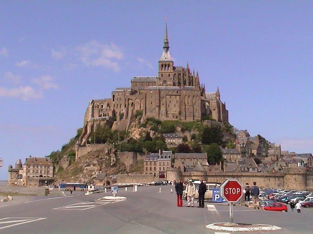 Mont_Saint-Michel.jpg