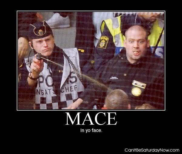 Maceinyoface.jpg