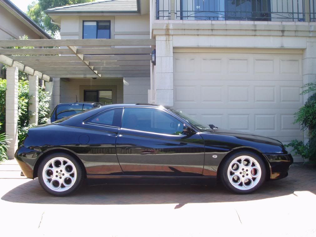 Black Gtv