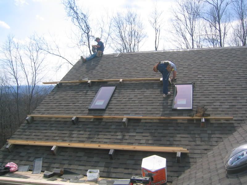 3-14-08JeffandScottshingling.jpg?t=1205836179