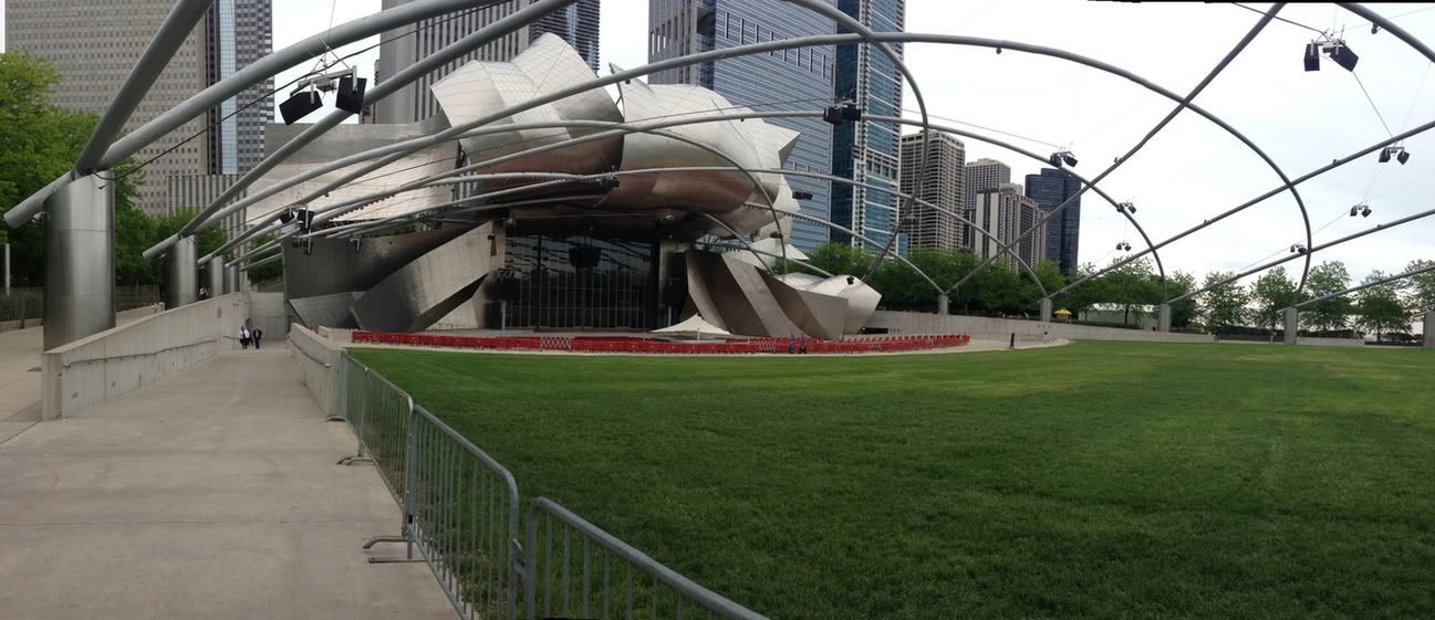 millenium park amphitheater frank gehry