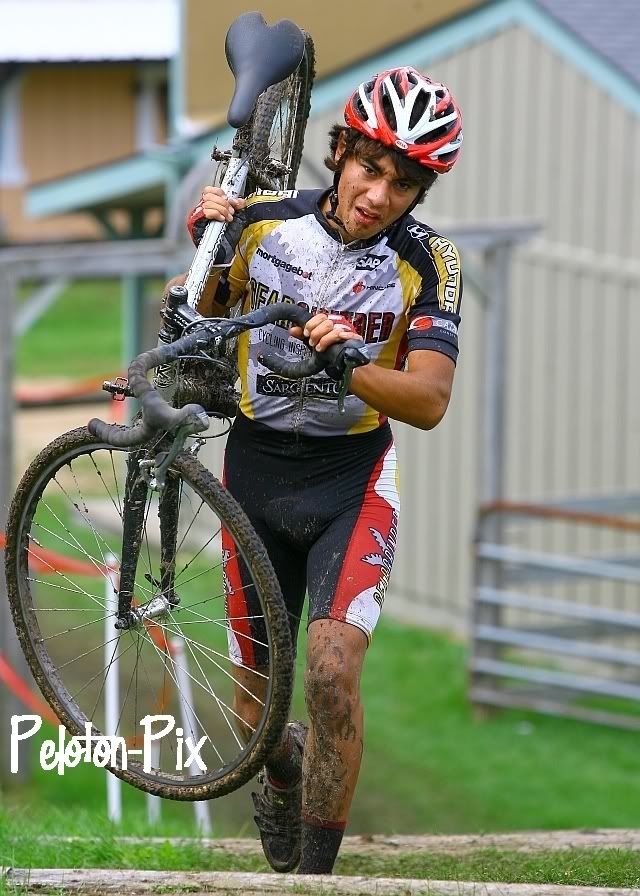 IMAGE: http://i219.photobucket.com/albums/cc54/biffbradford/2010%20Cyclocross/PPIX3369-sm.jpg