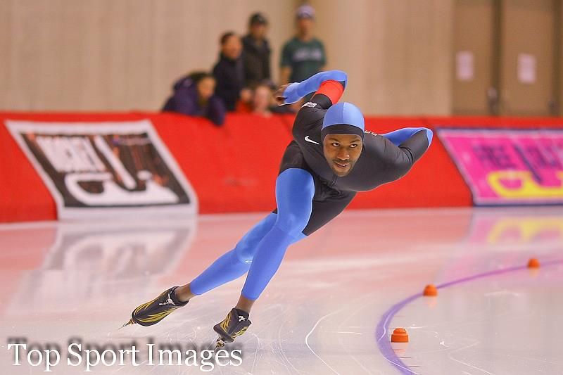 IMAGE: http://i219.photobucket.com/albums/cc54/biffbradford/384241_4901878674476_2031242244_n.jpg