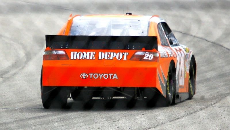 IMAGE: http://i219.photobucket.com/albums/cc54/biffbradford/MISC/BLOG%201MAY08/Auto/Legano1.jpg