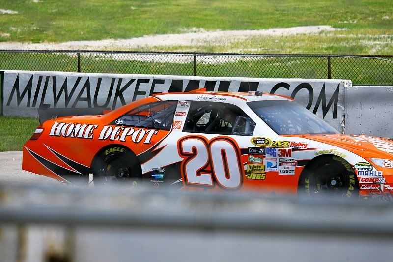 IMAGE: http://i219.photobucket.com/albums/cc54/biffbradford/MISC/BLOG%201MAY08/Auto/Legano6.jpg