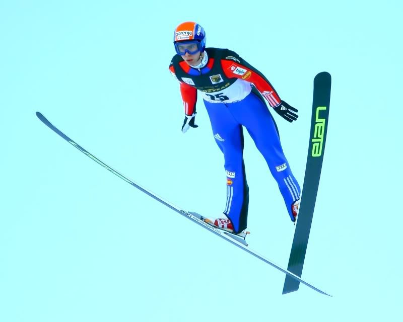 IMAGE: http://i219.photobucket.com/albums/cc54/biffbradford/XCSKI/color1.jpg