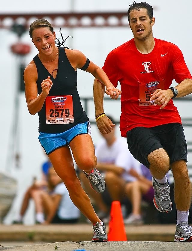 IMAGE: http://i219.photobucket.com/albums/cc54/biffbradford/peloton%20star/atest3-verysmall.jpg