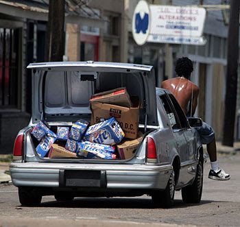 katrina-looters_.jpg