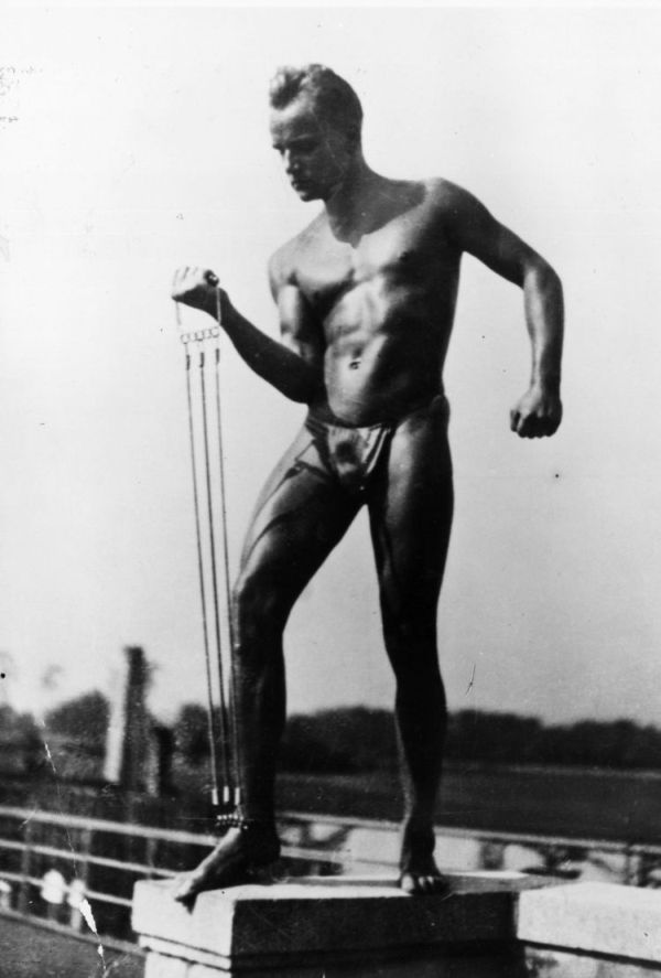 1935_zps05a61305.jpg